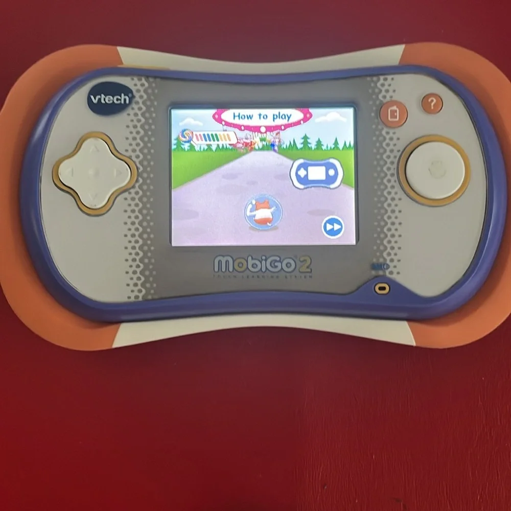 MobiGo 2 Orange and Blue Learning Console